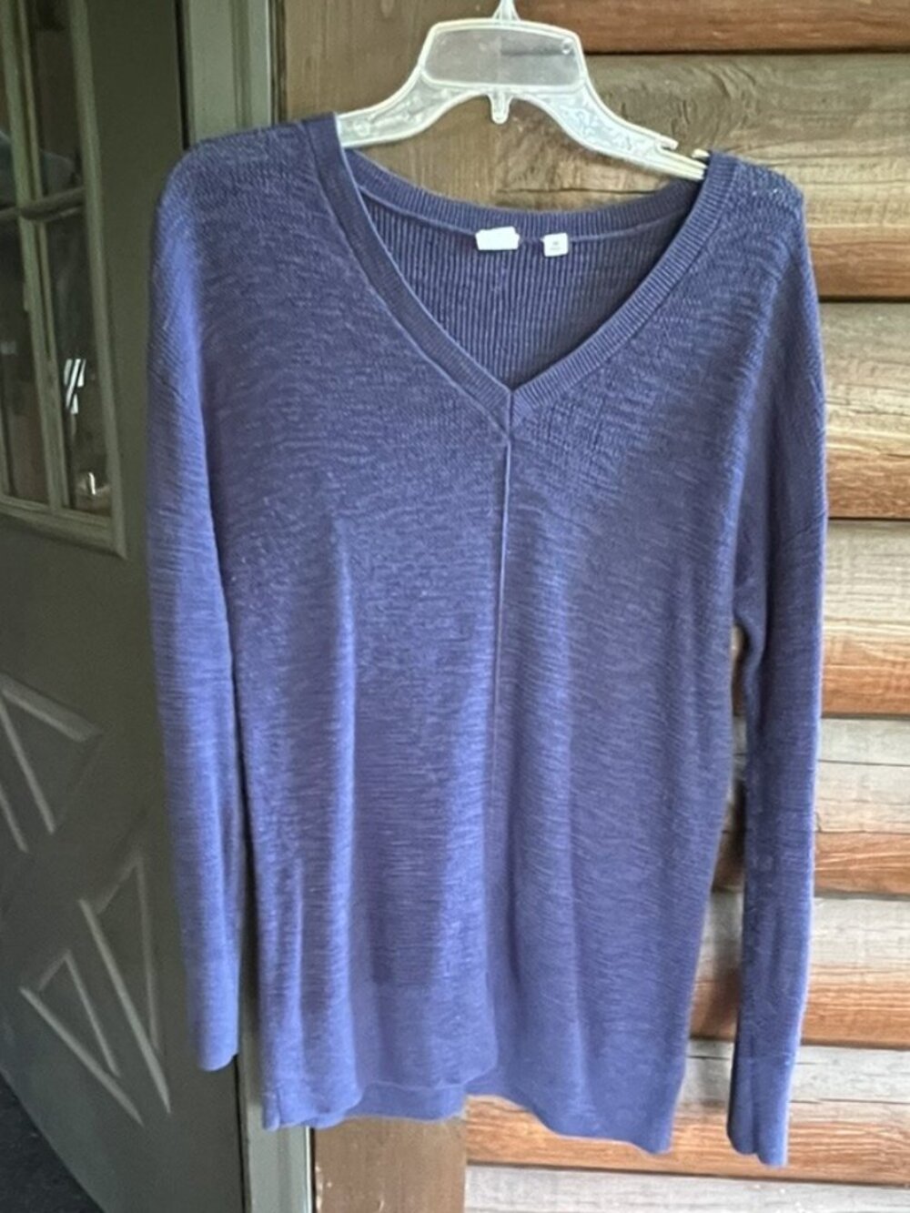 GAP Women's 100% Cotton Blue Long-Sleeve V-Neck Pullover Sweater, Size XS